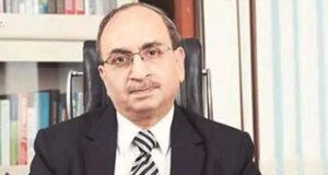 एसबीआई चेयरमैन खारा का कार्यकाल अगले साल अगस्त तक बढ़ा