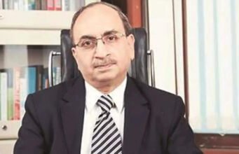 एसबीआई चेयरमैन खारा का कार्यकाल अगले साल अगस्त तक बढ़ा